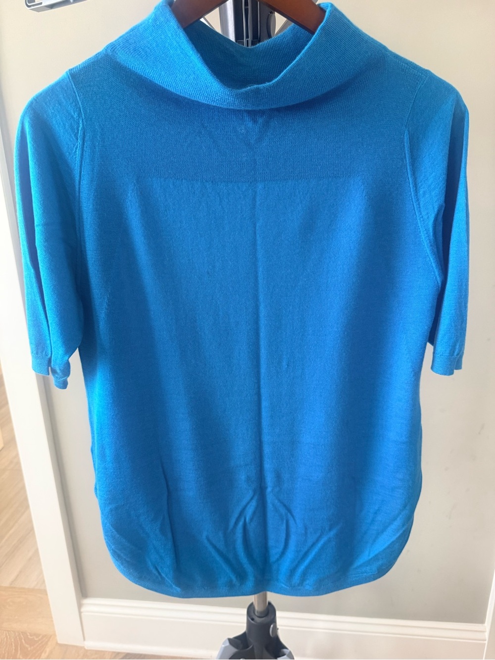 Cruciani Turquoise Cashmere Short Sleeve Turtleneck Top